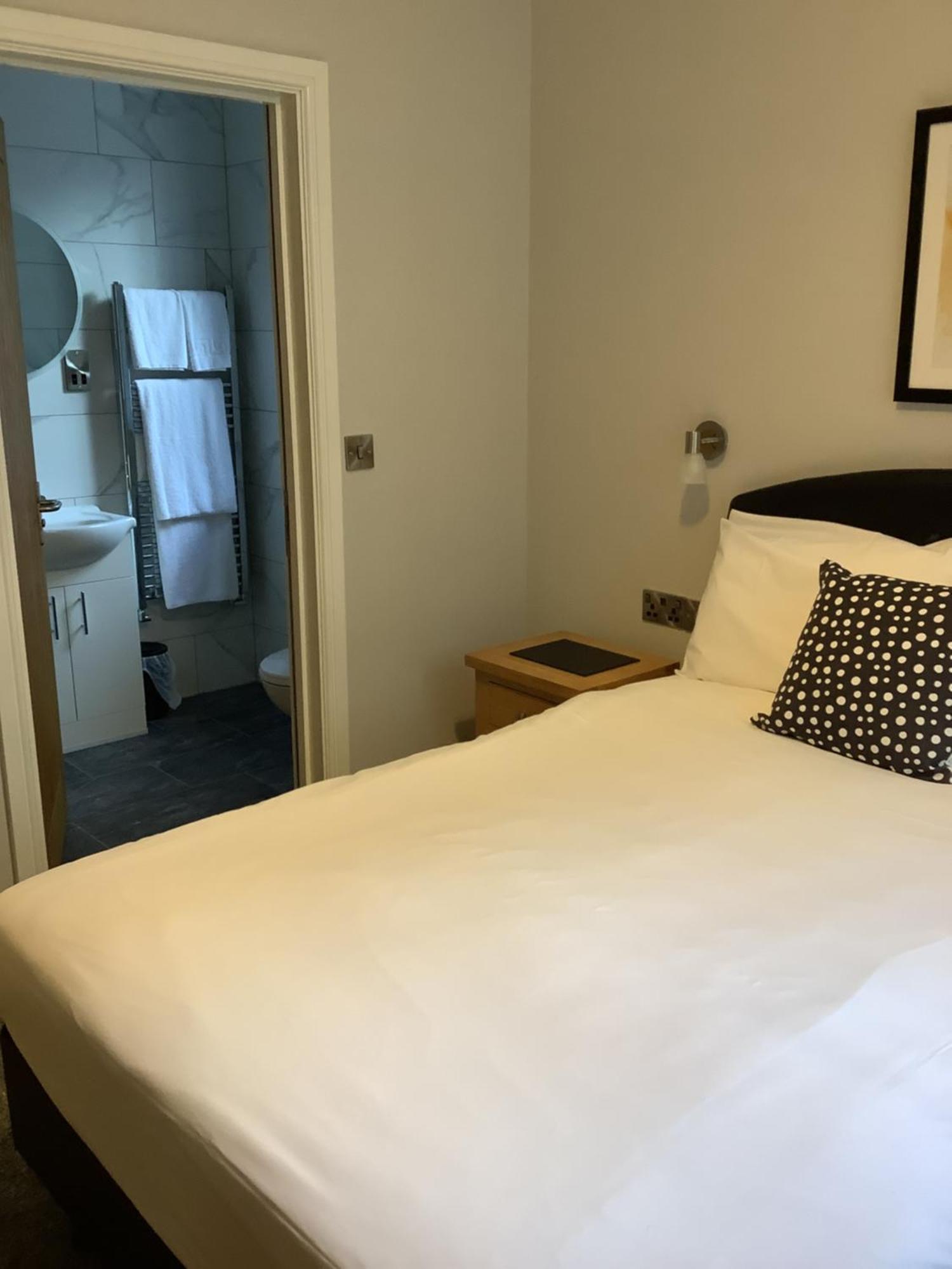 Jeffersons Abbey Road Serviced Apartments (Adults Only) バロー・イン・ファーネス エクステリア 写真
