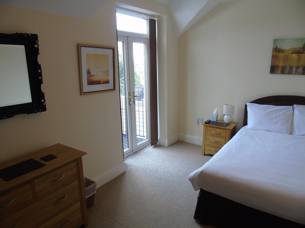 Jeffersons Abbey Road Serviced Apartments (Adults Only) バロー・イン・ファーネス エクステリア 写真